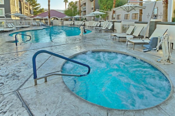 Desert Rose Resort image 19